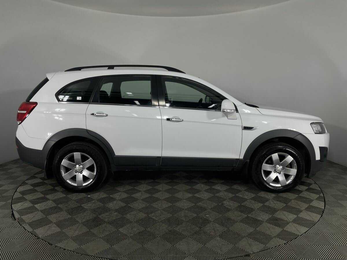 Chevrolet Captiva 2014 года с пробегом. Фото: #3