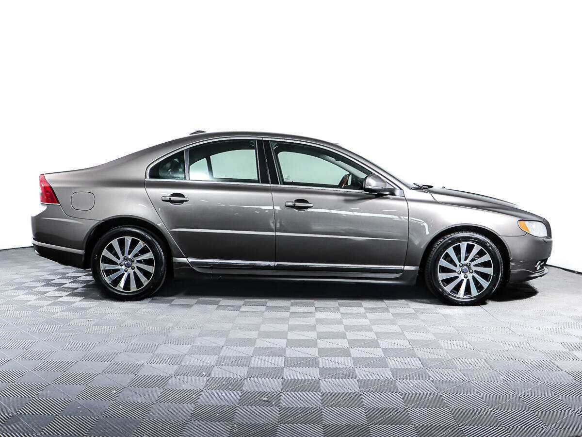 Volvo S80 2012 года с пробегом. Фото: #3
