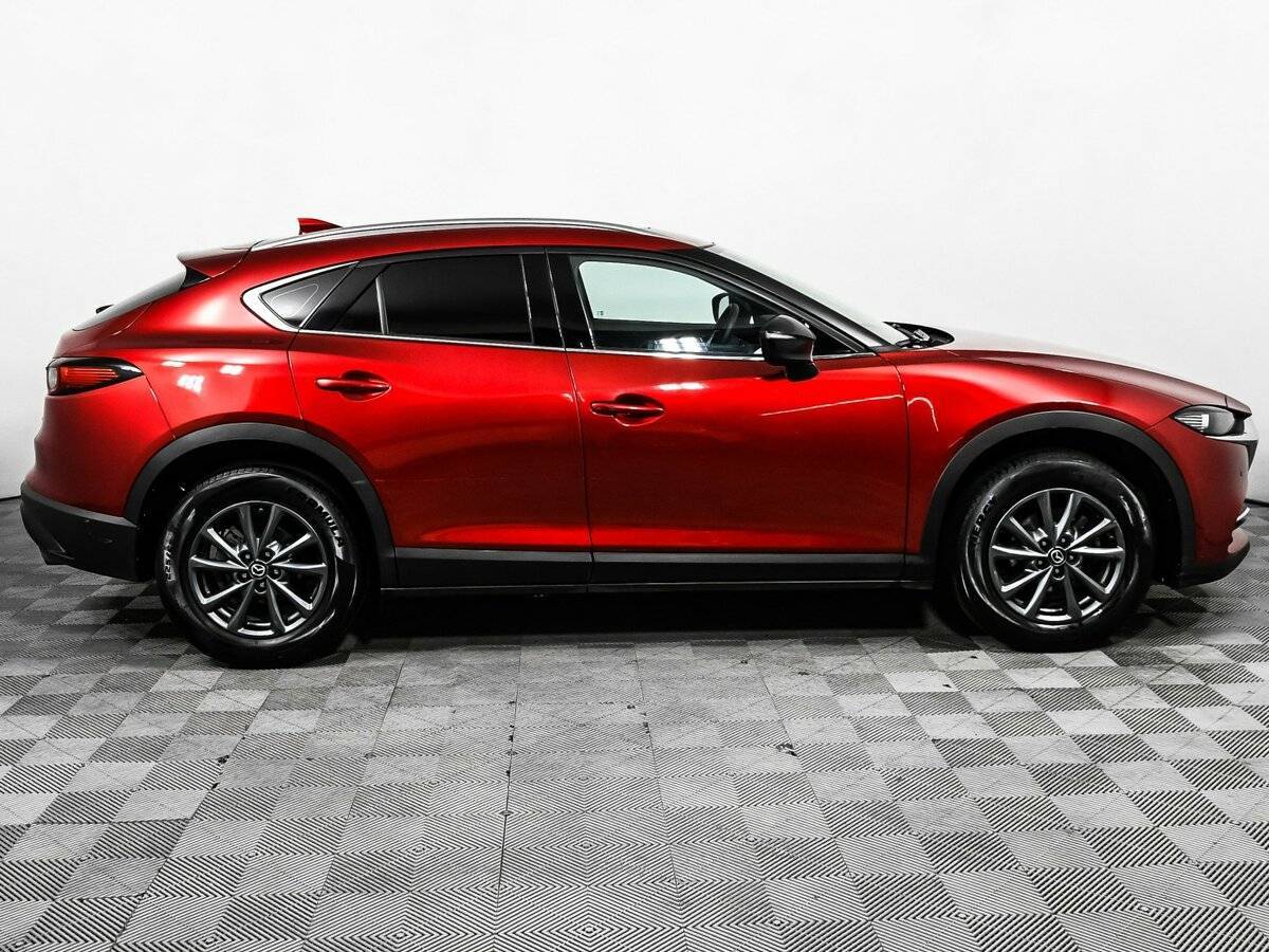 Mazda CX-4 2023 года с пробегом. Фото: #3