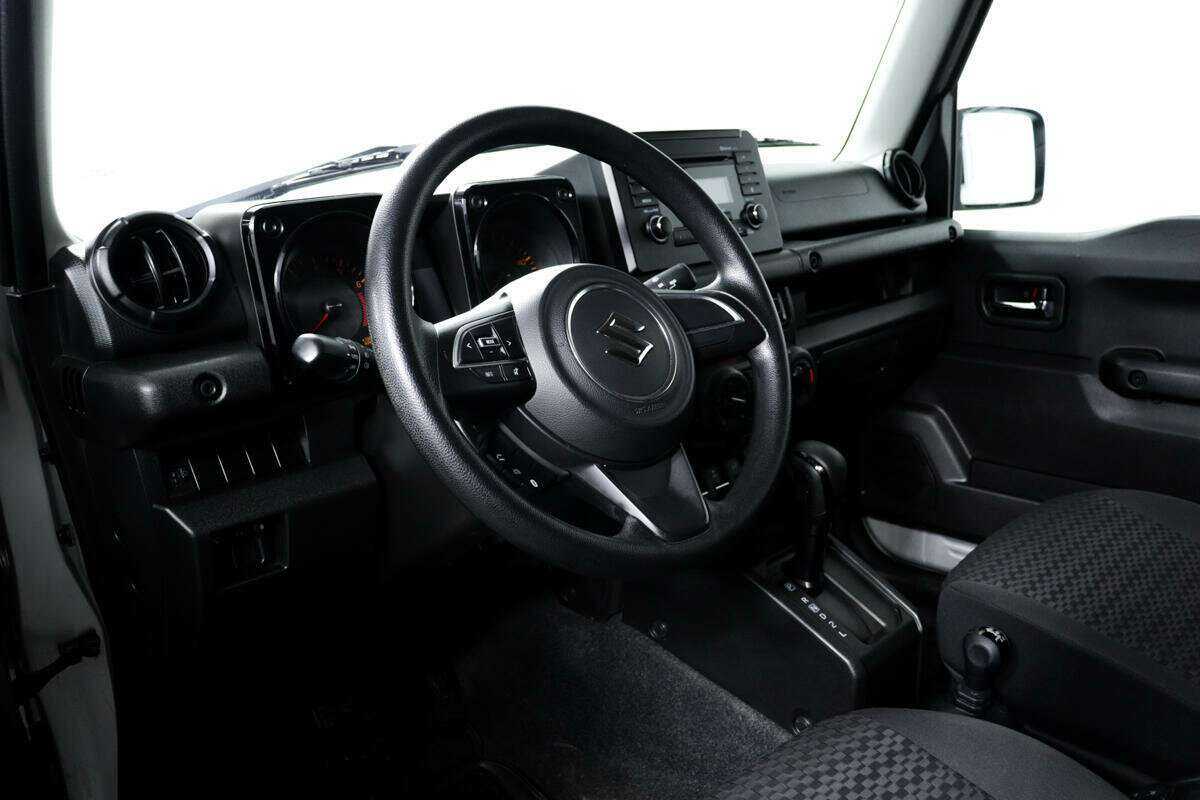Suzuki Jimny 2020 года с пробегом. Фото: #11