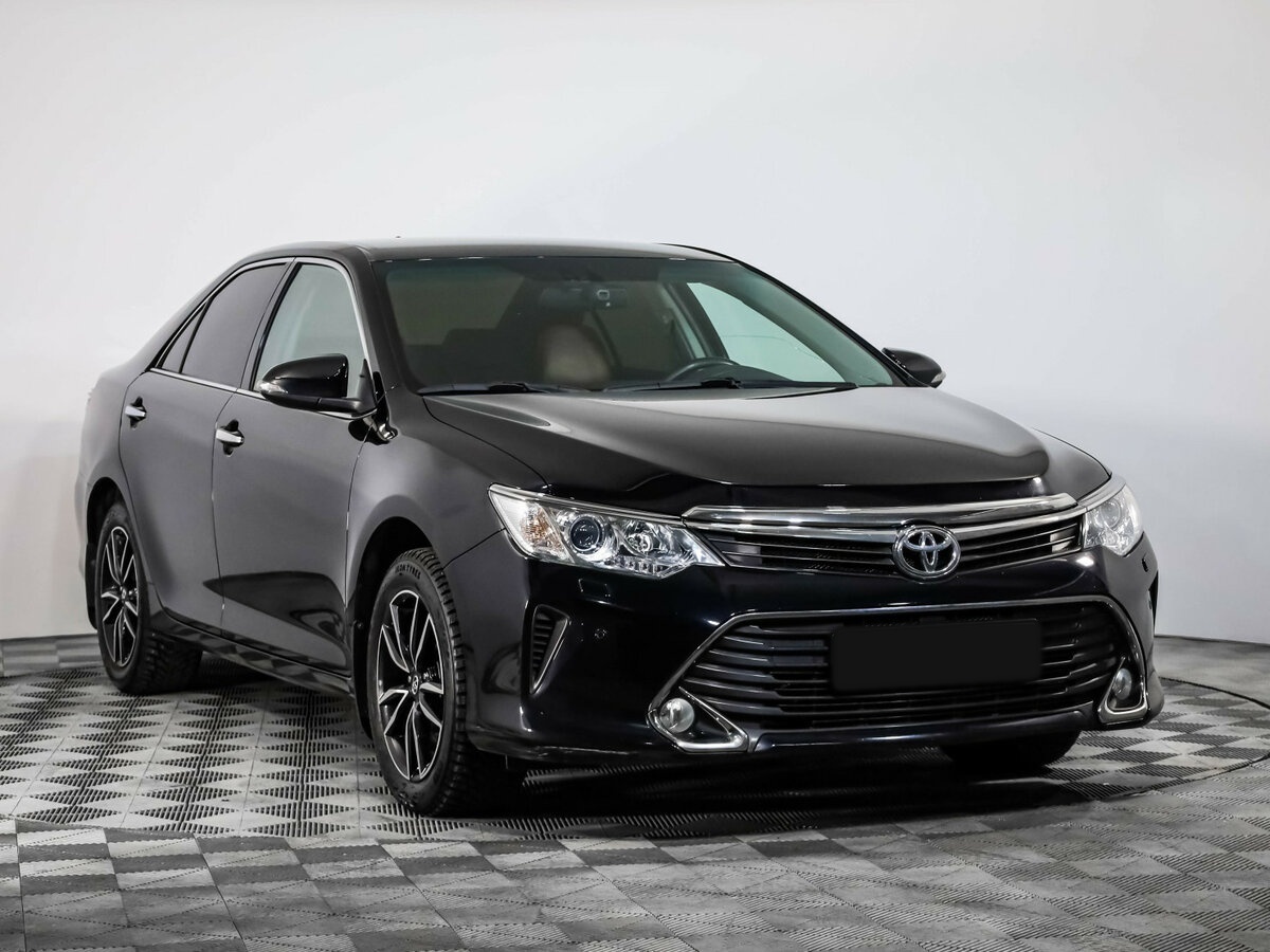Toyota Camry 2016 года с пробегом. Фото: #2