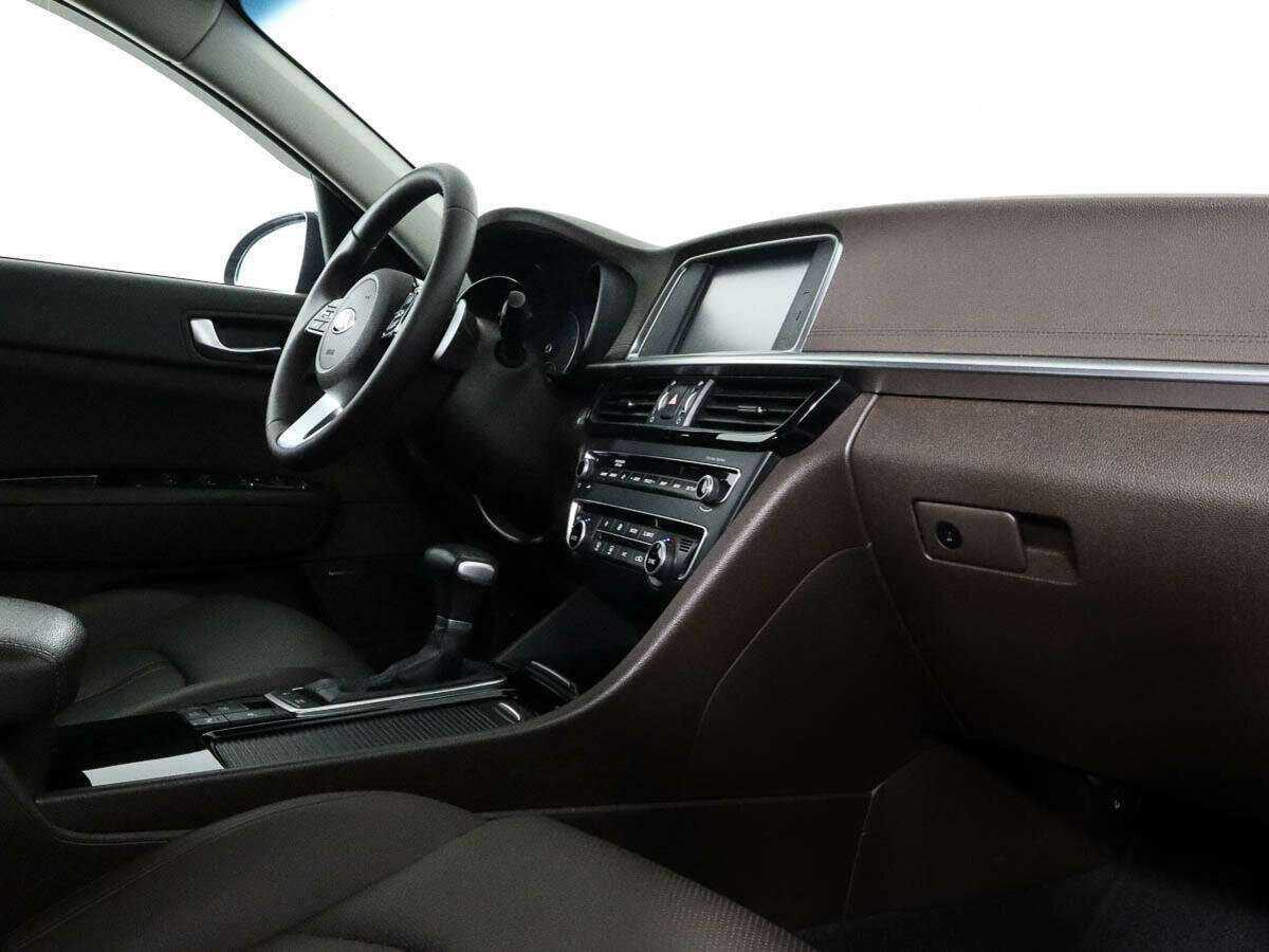 Kia Optima 2018 года с пробегом. Фото: #5