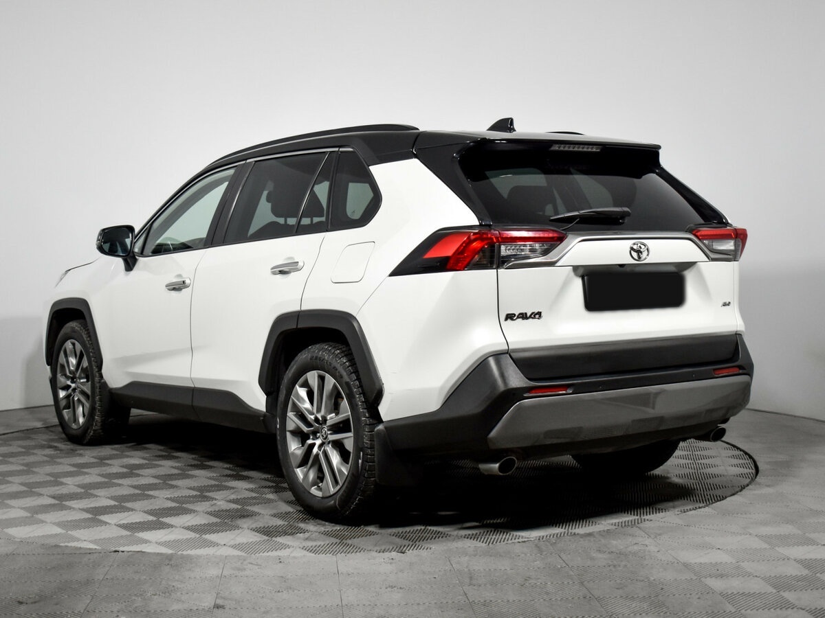 Toyota RAV4 2019 года с пробегом. Фото: #5