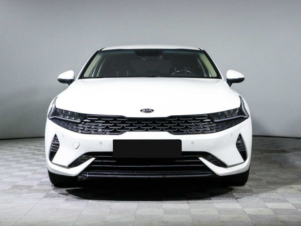 Kia K5 2021 года с пробегом. Фото: #1