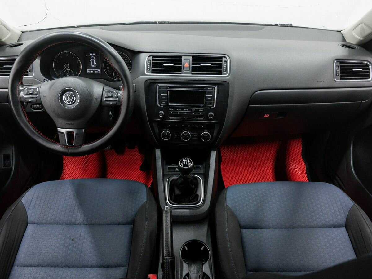 Volkswagen Jetta 2013 года с пробегом. Фото: #9