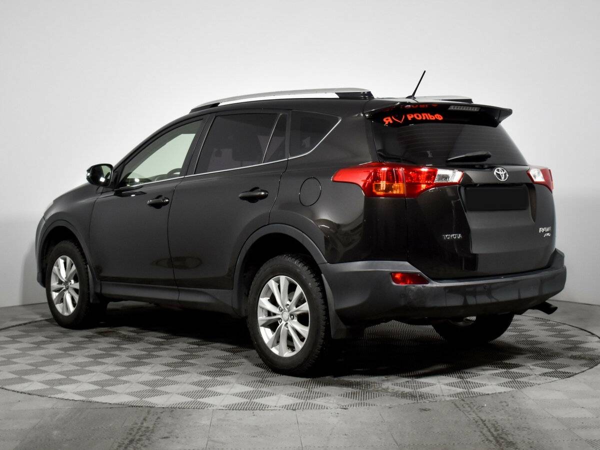 Toyota RAV4 2014 года с пробегом. Фото: #6