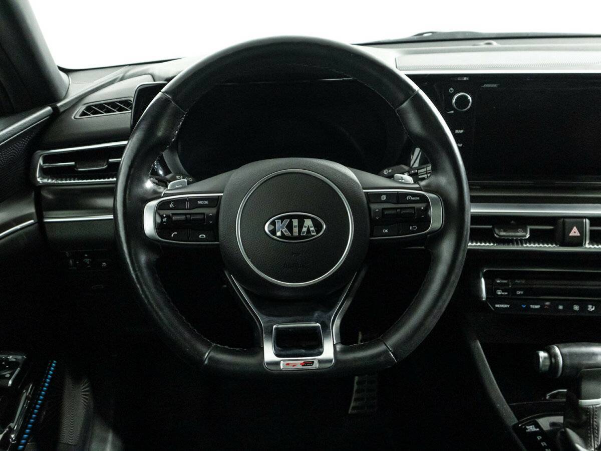 Kia K5 2021 года с пробегом. Фото: #26