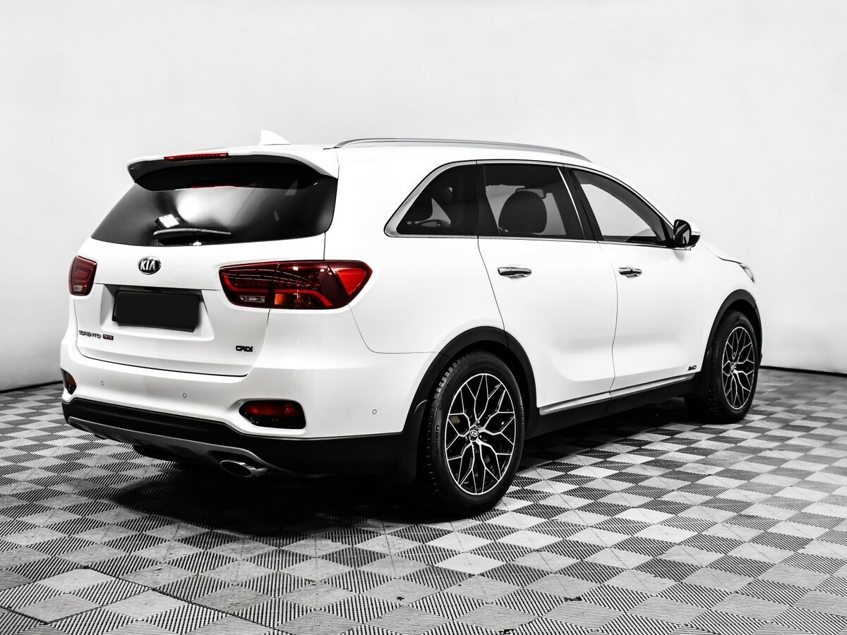 Kia Sorento 2018 года с пробегом. Фото: #3