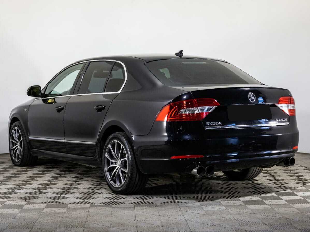 Skoda Superb 2014 года с пробегом. Фото: #6