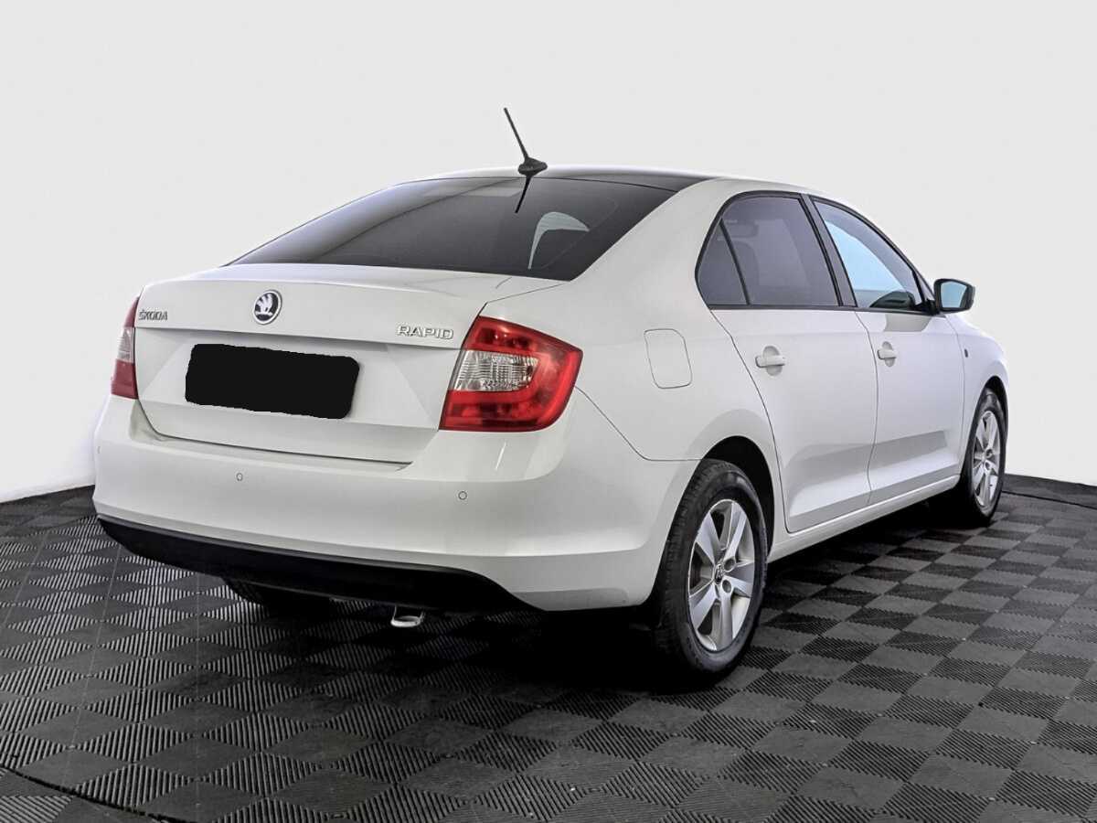 Skoda Rapid 2017 года с пробегом. Фото: #4