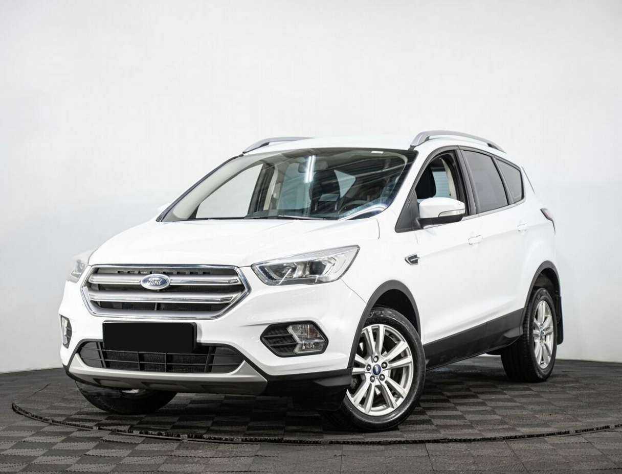 Ford Kuga 2017 года с пробегом. Посмотреть фото