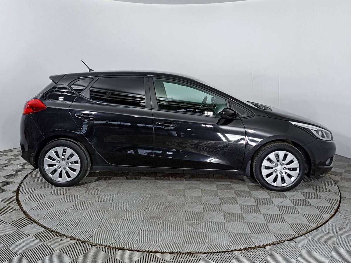 Kia Ceed 2012 года с пробегом. Фото: #3