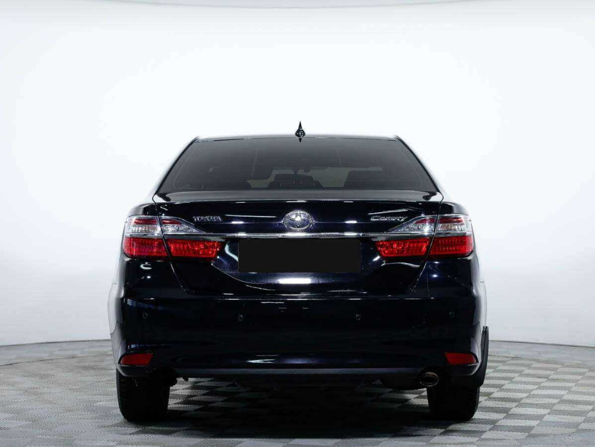 Toyota Camry 2016 года с пробегом. Фото: #4