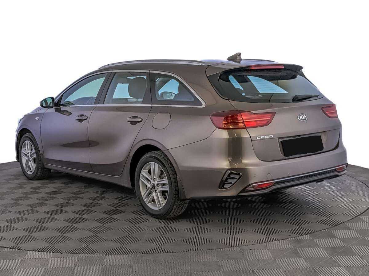 Kia Ceed 2021 года с пробегом. Фото: #6