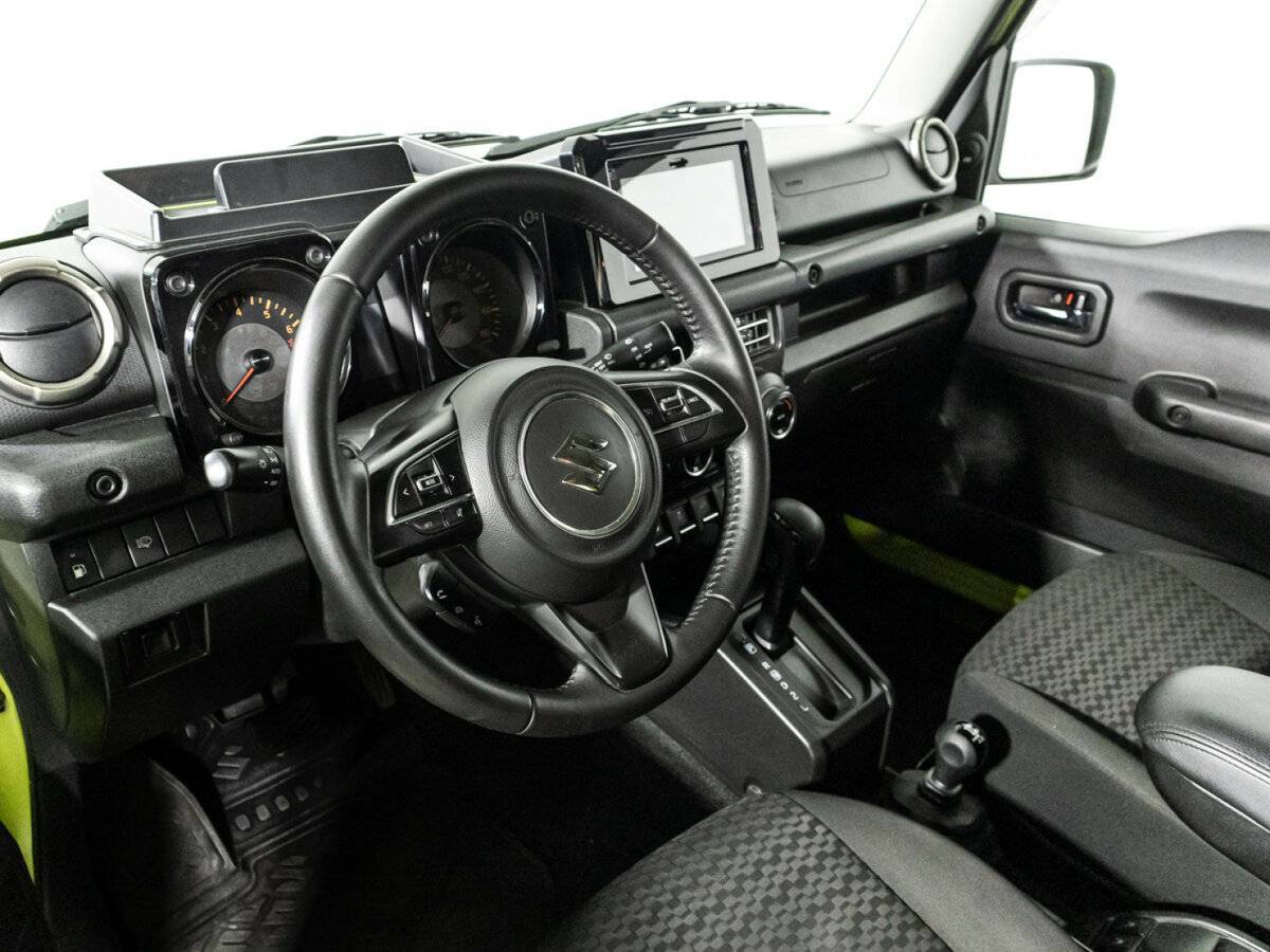 Suzuki Jimny 2019 года с пробегом. Фото: #10