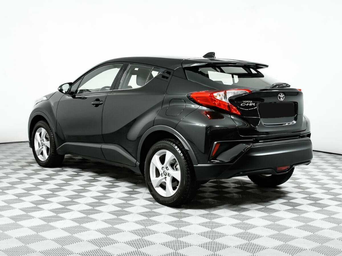Toyota C-HR 2018 года с пробегом. Фото: #6