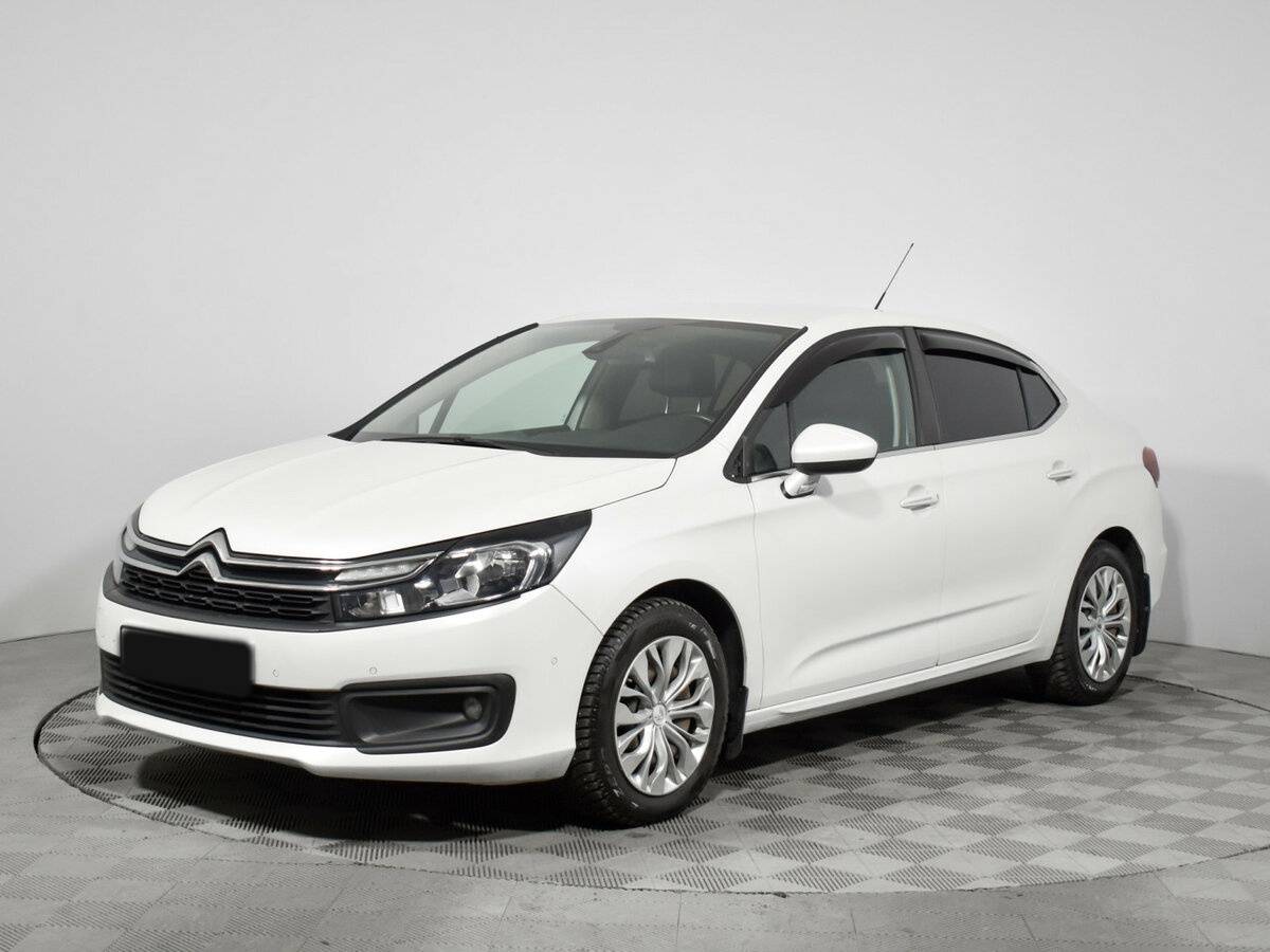 Citroen C4 2016 года с пробегом. Посмотреть фото