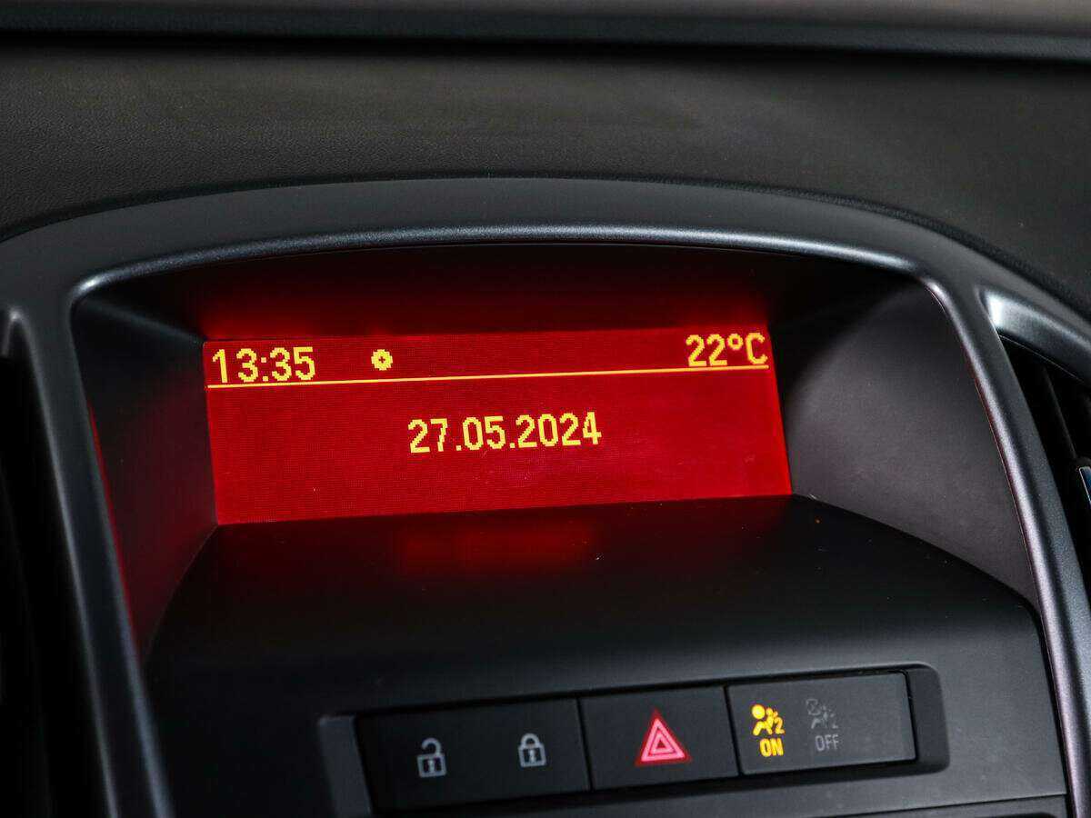 Opel Astra 2014 года с пробегом. Фото: #15