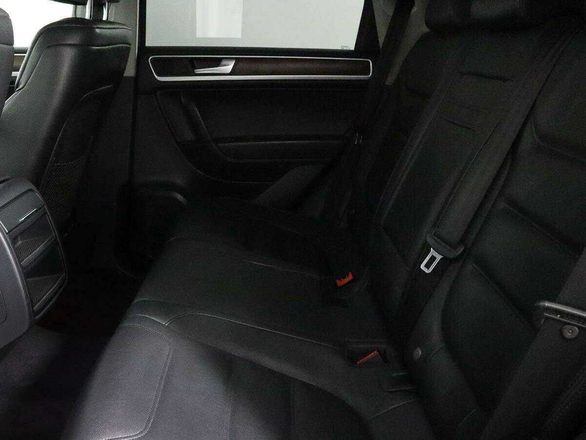 Volkswagen Touareg 2012 года с пробегом. Фото: #7