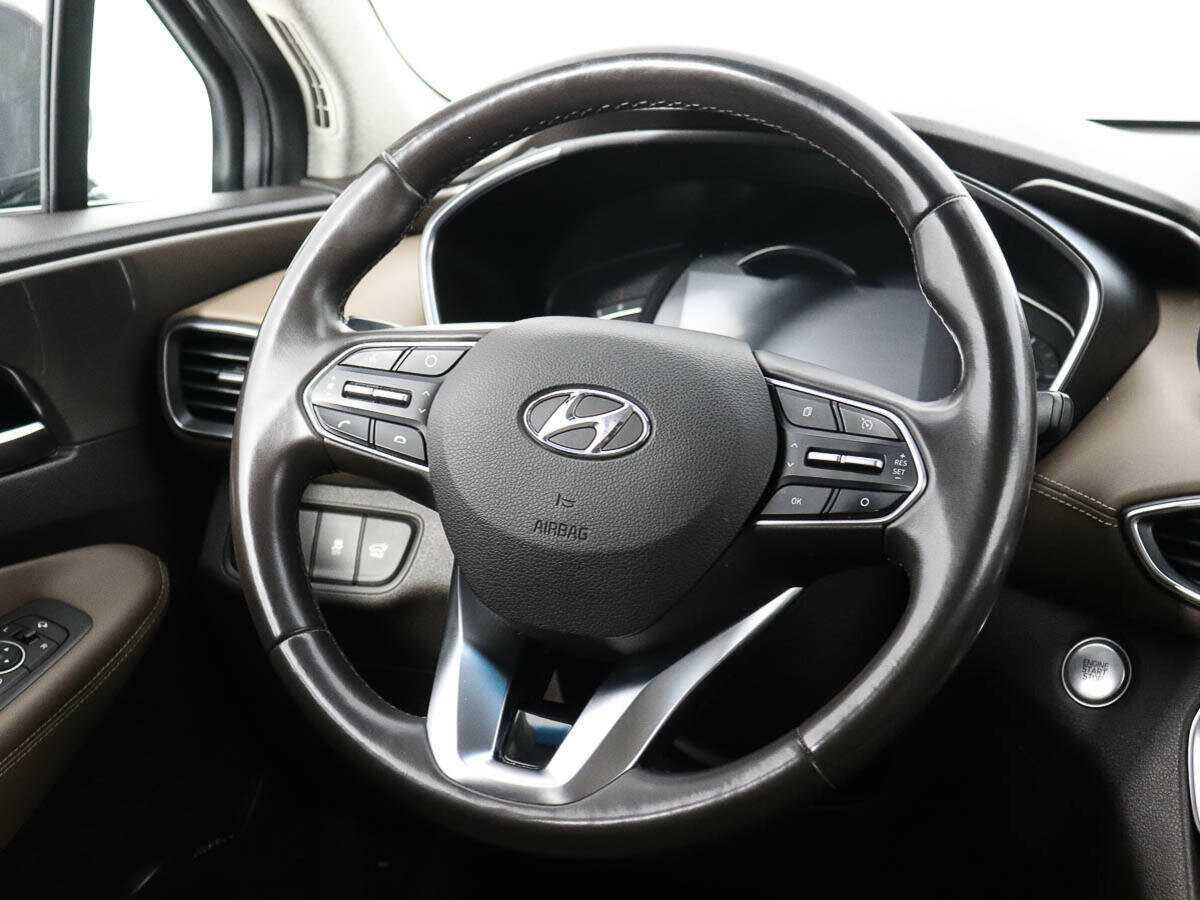 Hyundai Santa Fe 2019 года с пробегом. Фото: #14