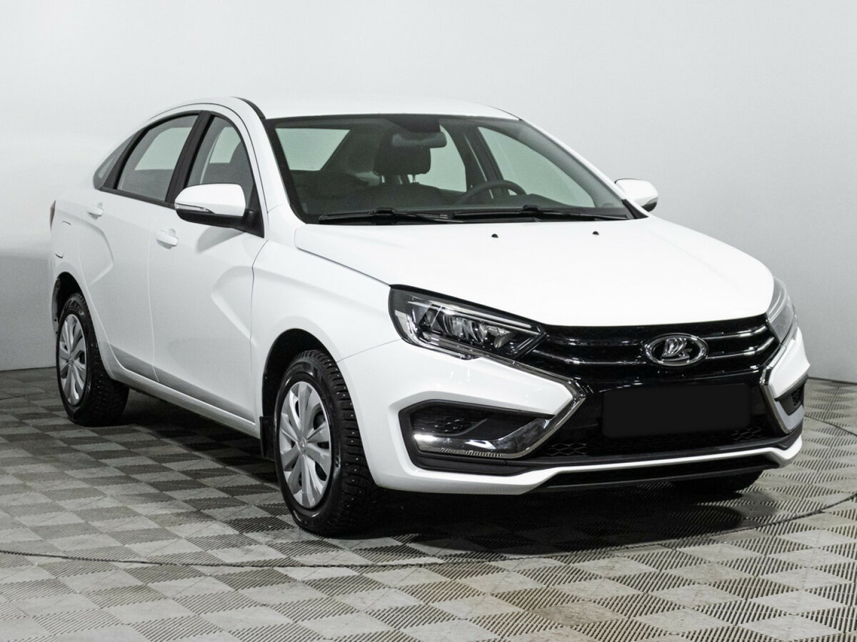 Lada (ВАЗ) Vesta 2024 года с пробегом. Фото: #2