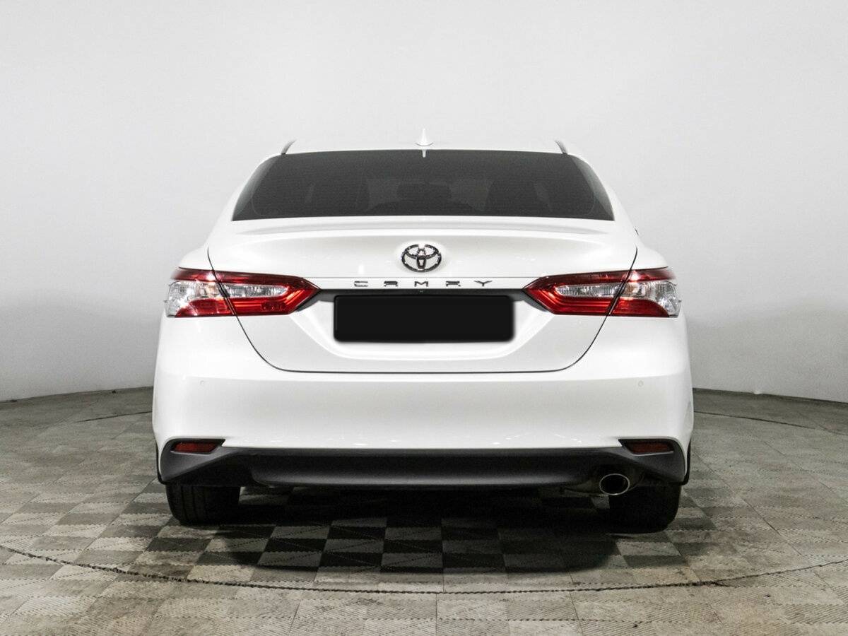 Toyota Camry 2020 года с пробегом. Фото: #5