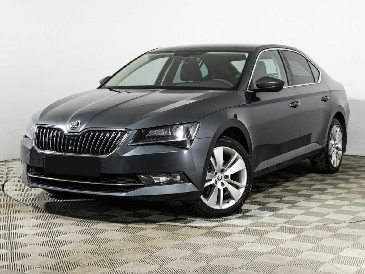 Skoda Superb 2019 года с пробегом. Посмотреть фото