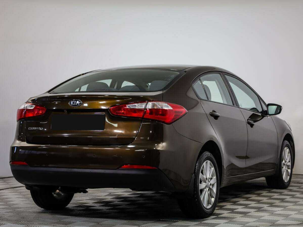 Kia Cerato 2015 года с пробегом. Фото: #3