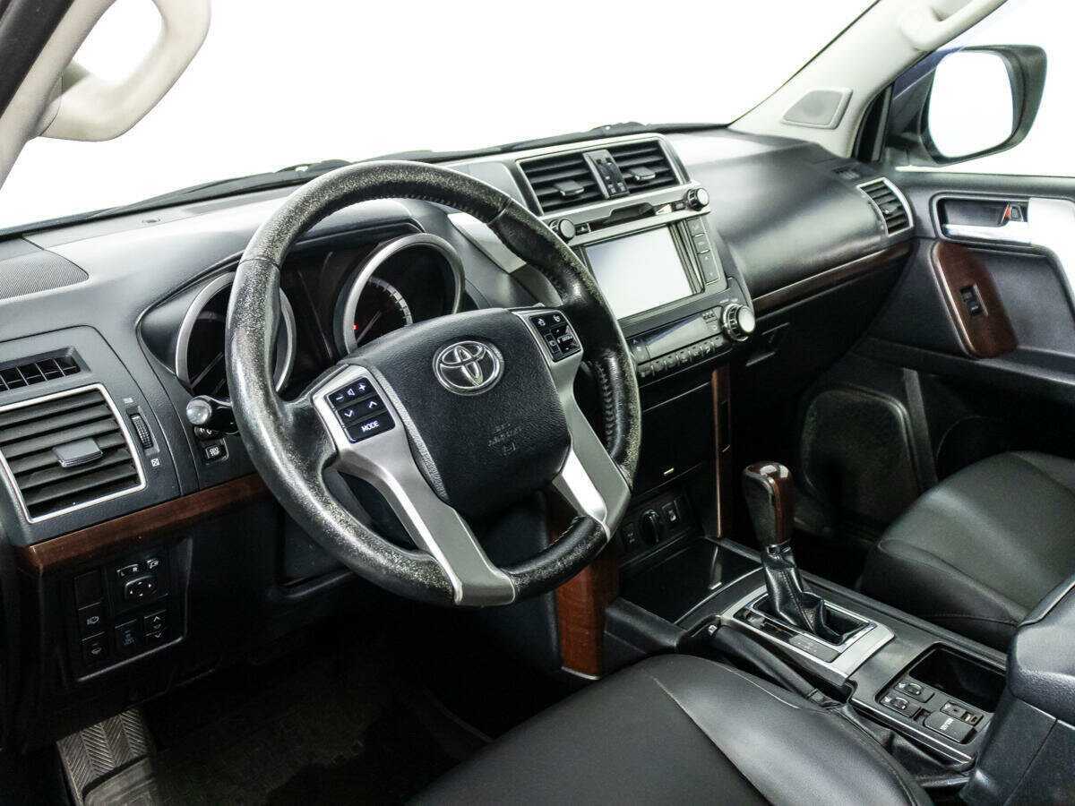 Toyota Land Cruiser Prado 2014 года с пробегом. Фото: #9