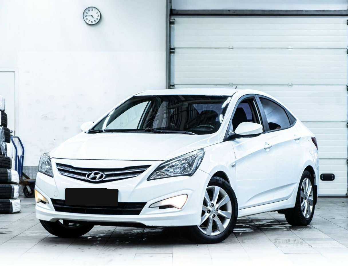 Hyundai Solaris 2015 года с пробегом. Посмотреть фото
