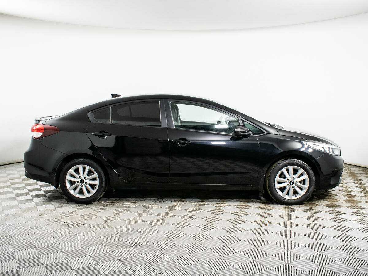 Kia Cerato 2019 года с пробегом. Фото: #3