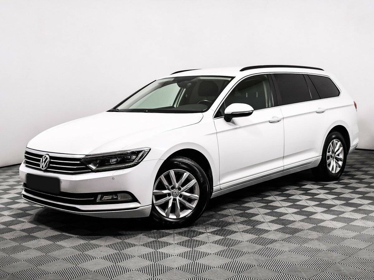Volkswagen Passat 2018 года с пробегом. Фото: #0