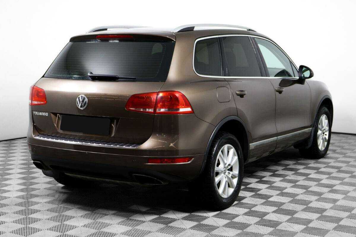Volkswagen Touareg 2012 года с пробегом. Фото: #4