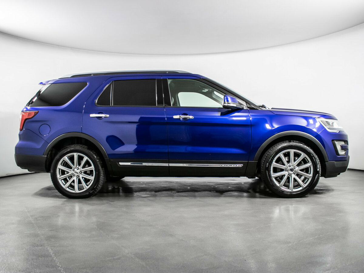 Ford Explorer 2017 года с пробегом. Фото: #3