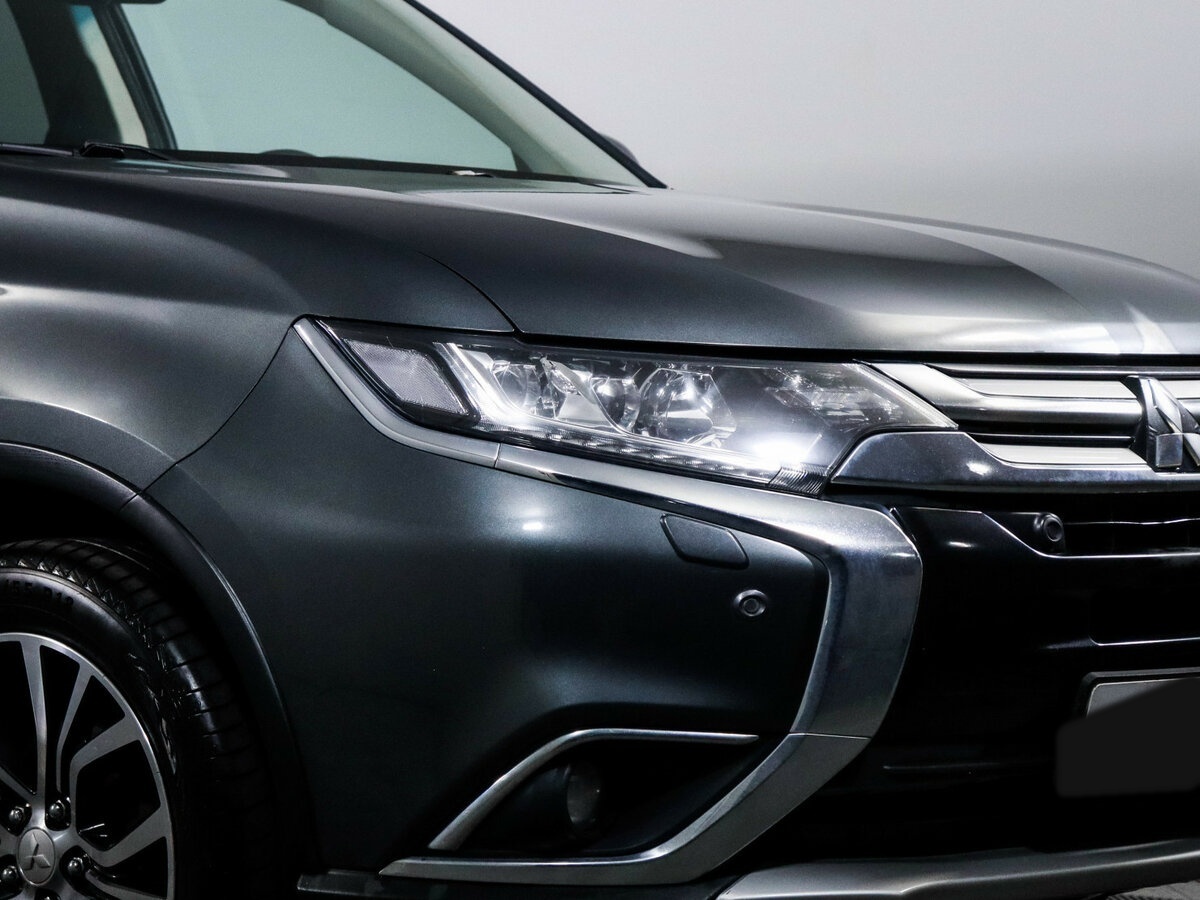 Mitsubishi Outlander 2018 года с пробегом. Фото: #12