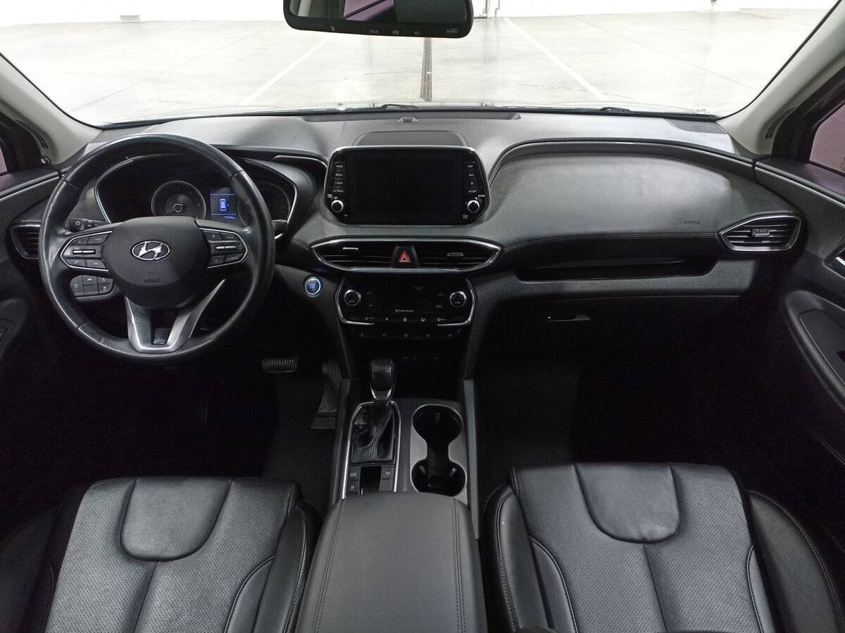 Hyundai Santa Fe 2019 года с пробегом. Фото: #13