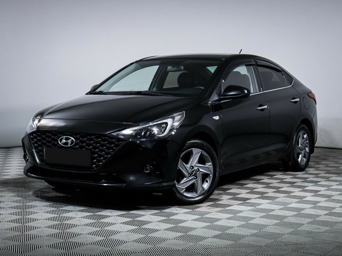 Hyundai Solaris 2020 года с пробегом. Посмотреть фото