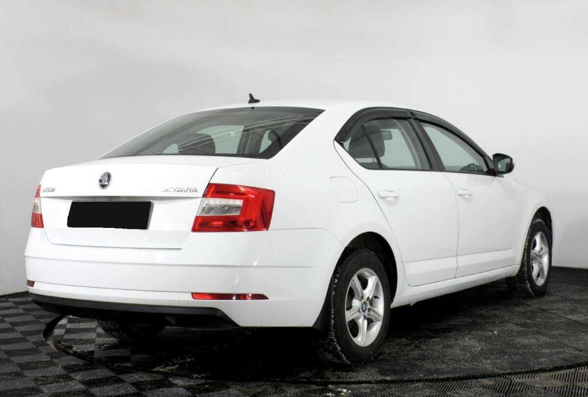 Skoda Octavia 2017 года с пробегом. Фото: #4