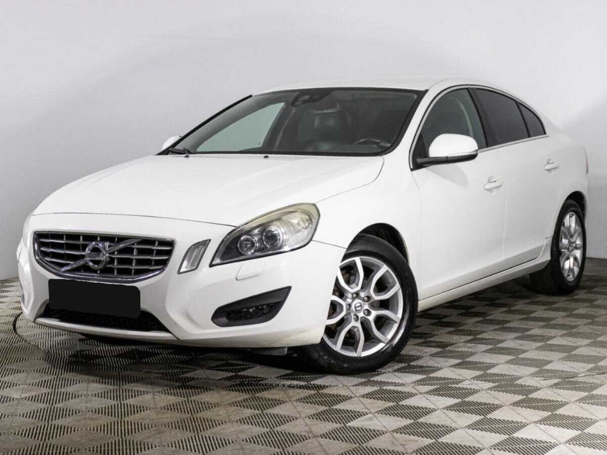 Volvo S60 2012 года с пробегом. Посмотреть фото