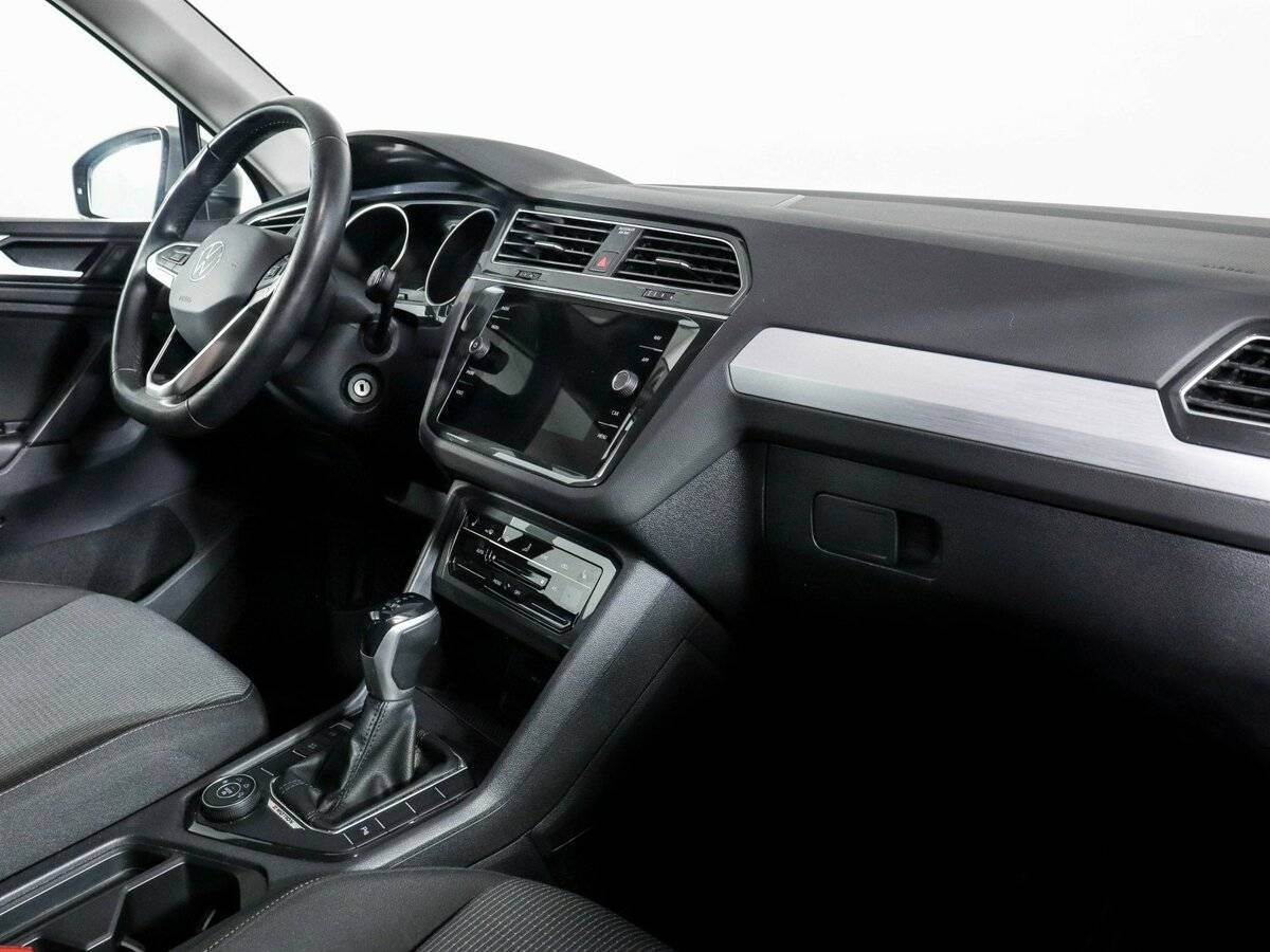 Volkswagen Tiguan 2021 года с пробегом. Фото: #4