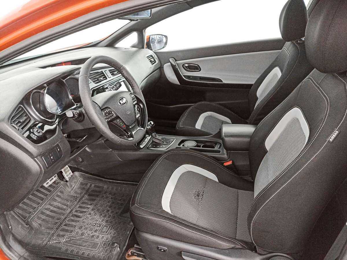Kia Ceed 2013 года с пробегом. Фото: #13