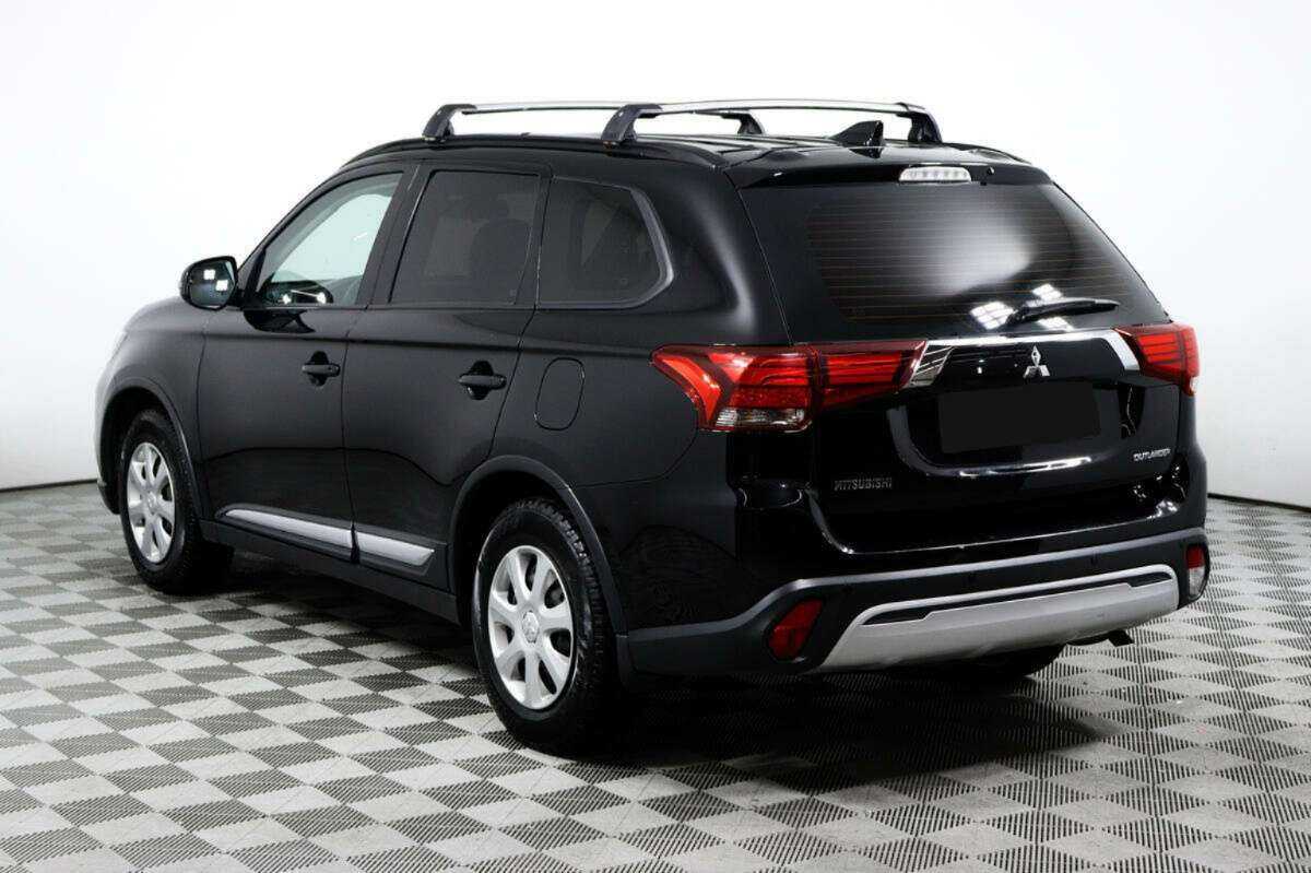 Mitsubishi Outlander 2018 года с пробегом. Фото: #6