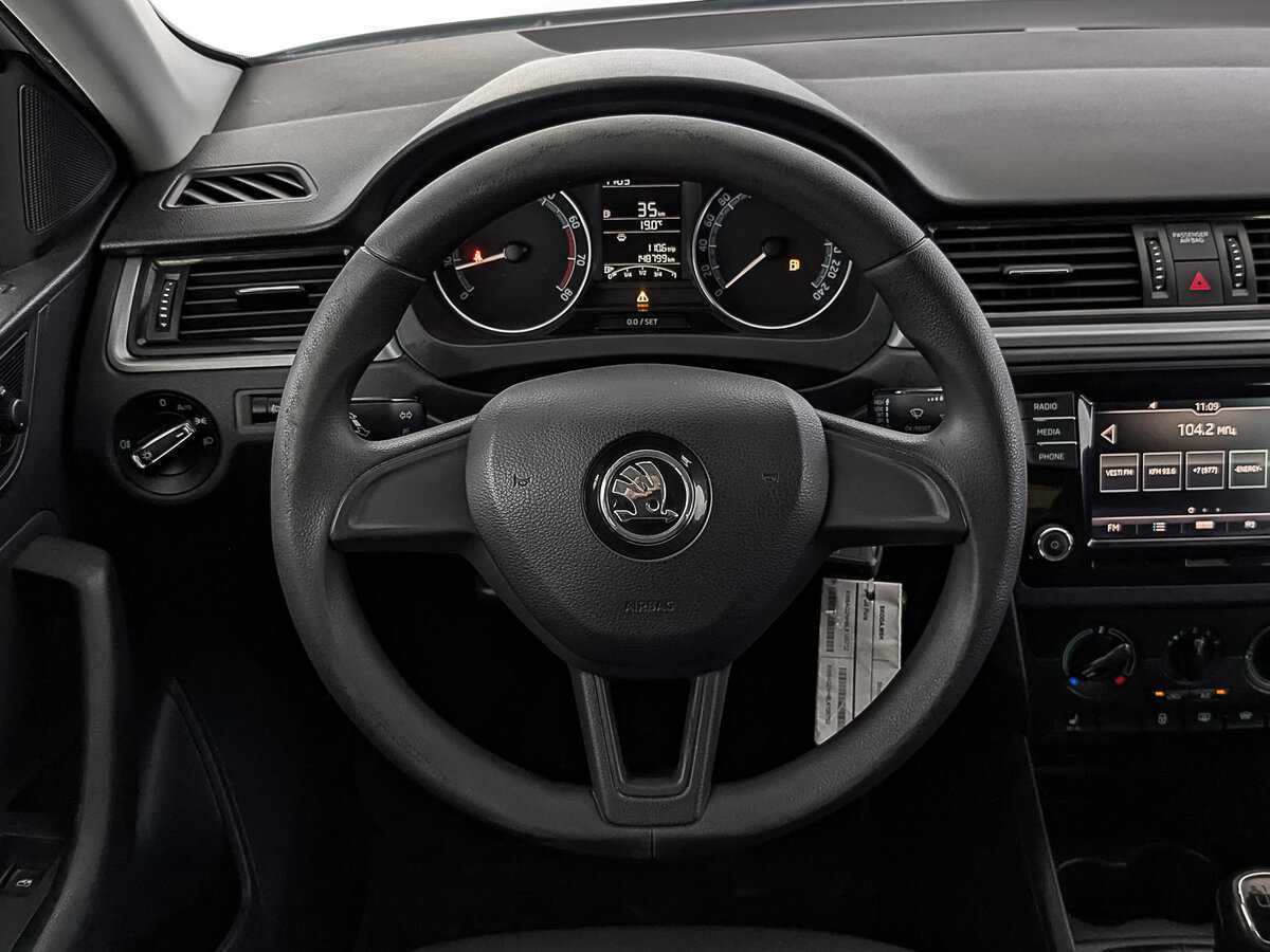 Skoda Rapid 2019 года с пробегом. Фото: #21