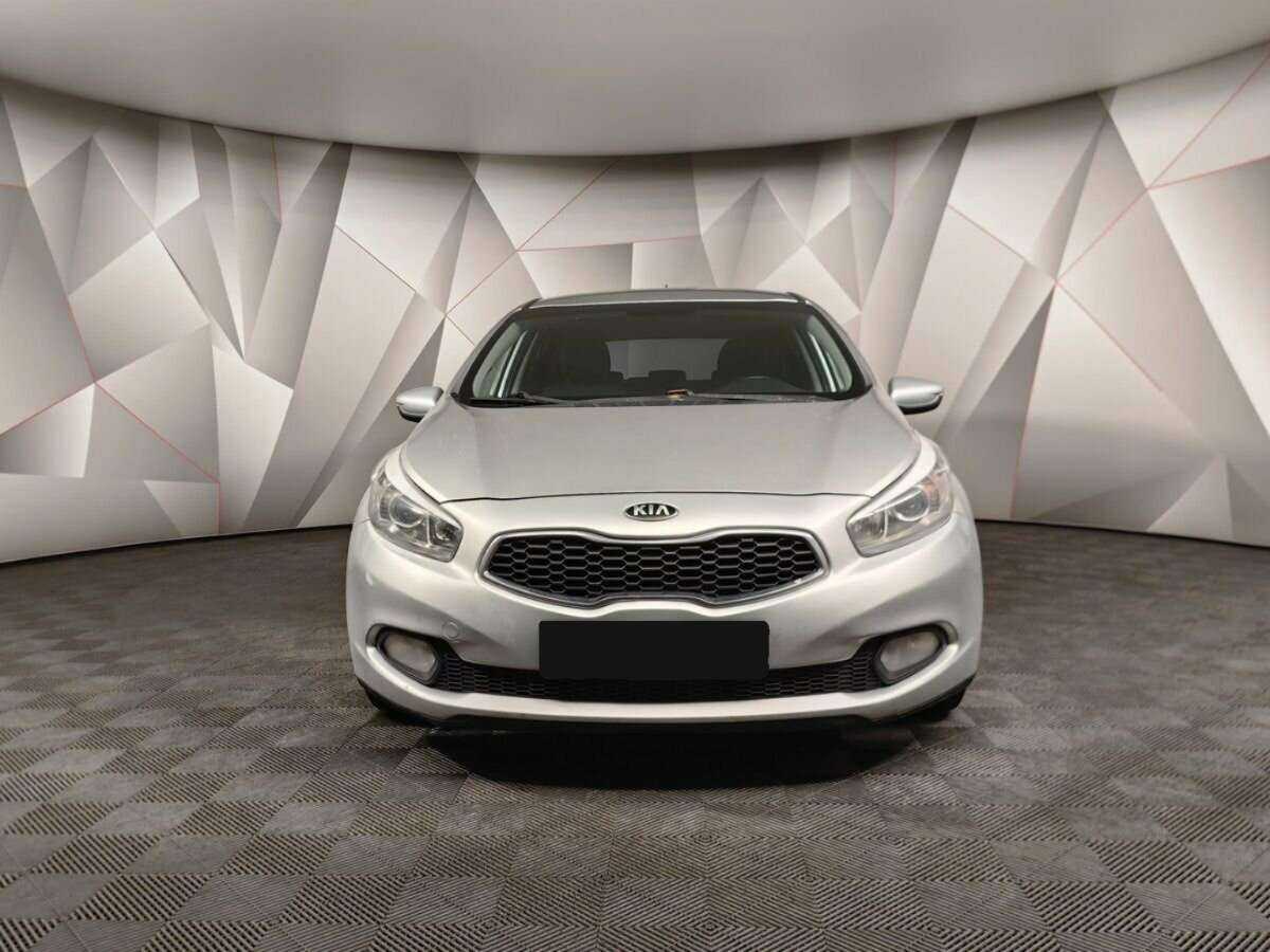 Kia Ceed 2013 года с пробегом. Фото: #6