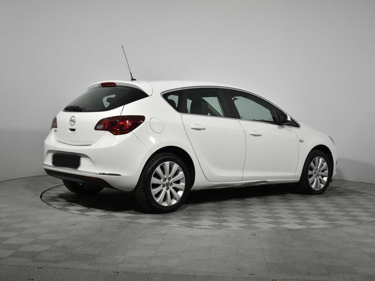 Opel Astra 2014 года с пробегом. Фото: #7