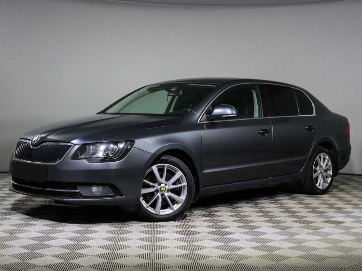 Skoda Superb 2014 года с пробегом. Посмотреть фото