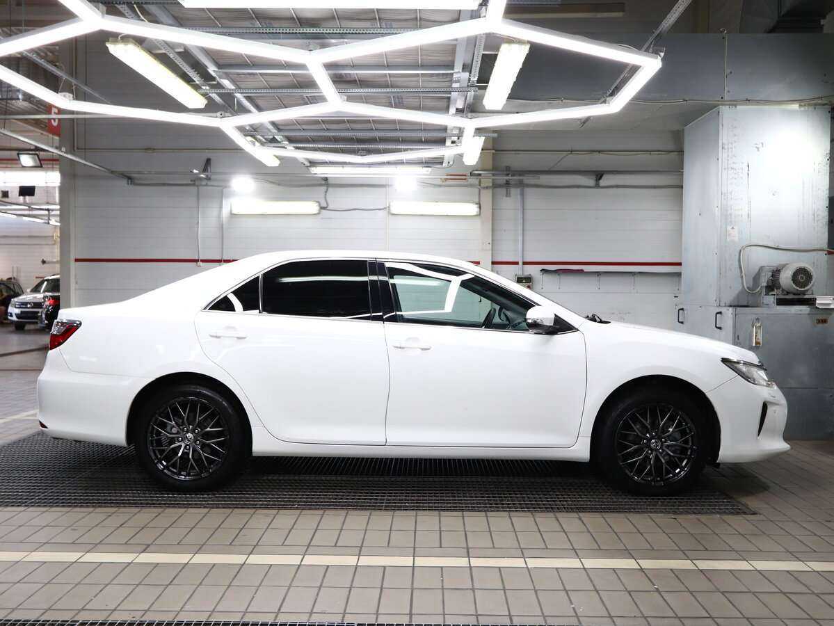 Toyota Camry 2016 года с пробегом. Фото: #11