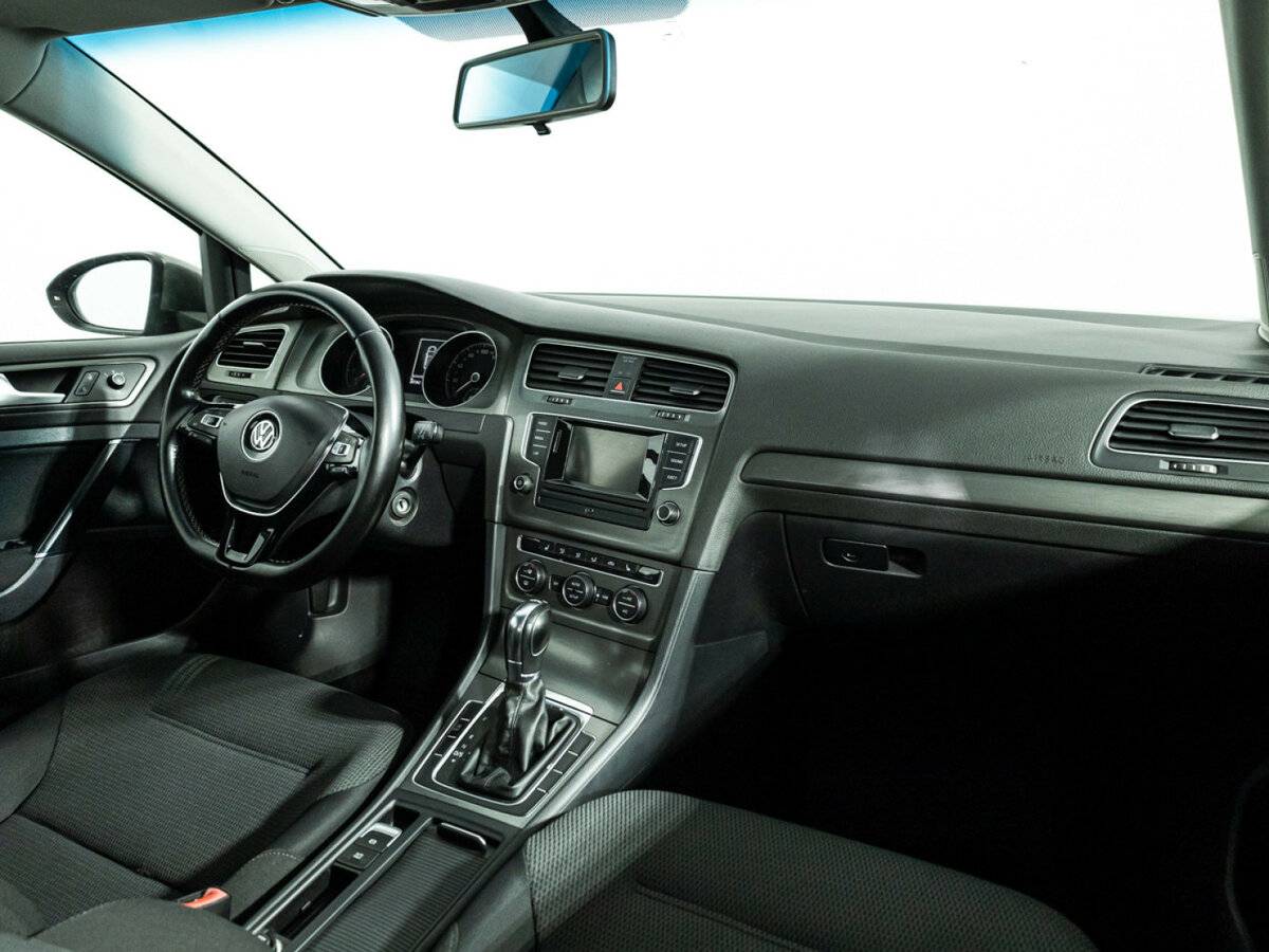 Volkswagen Golf 2013 года с пробегом. Фото: #8