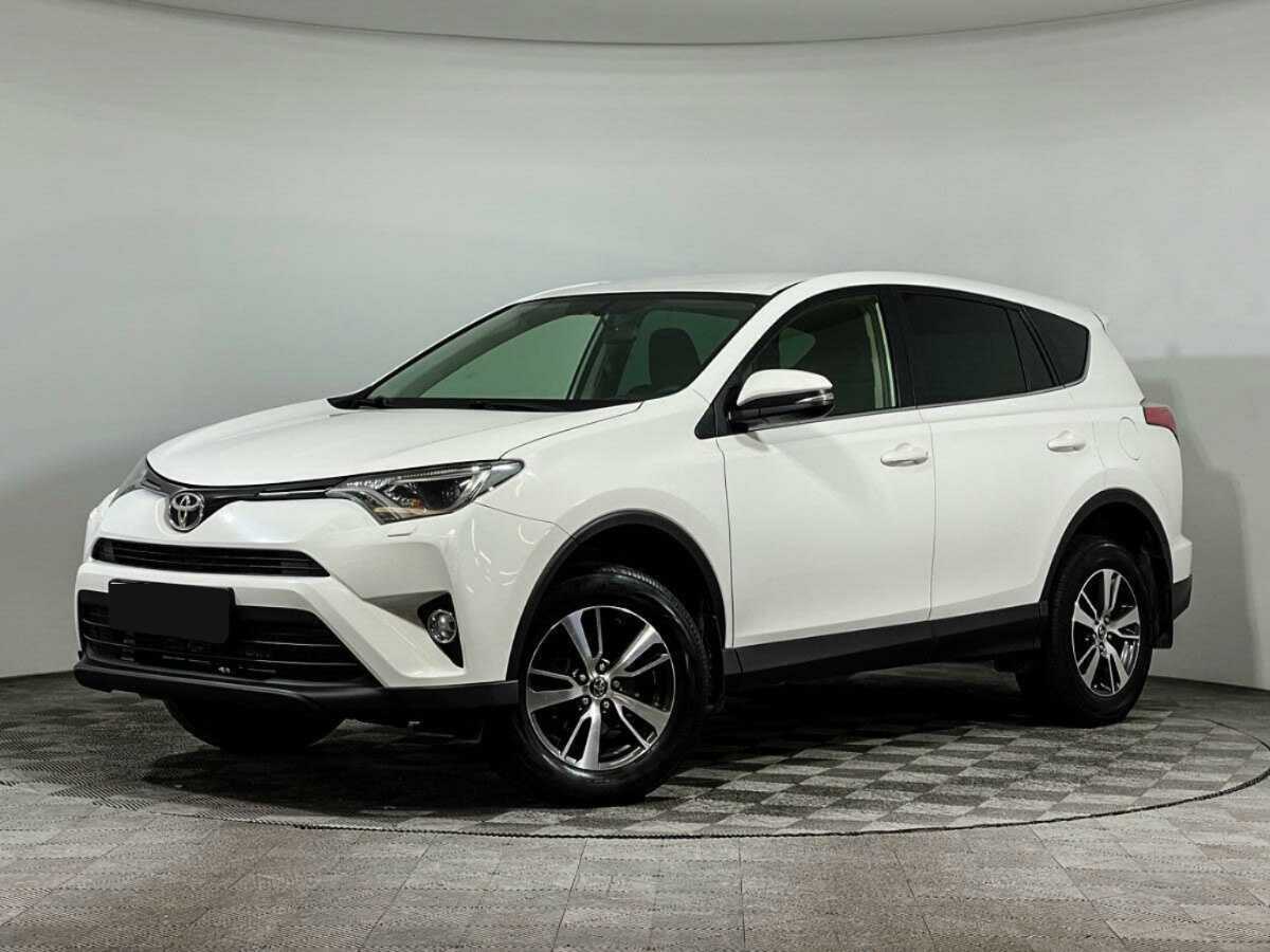 Toyota RAV4 2016 года с пробегом. Фото: #0