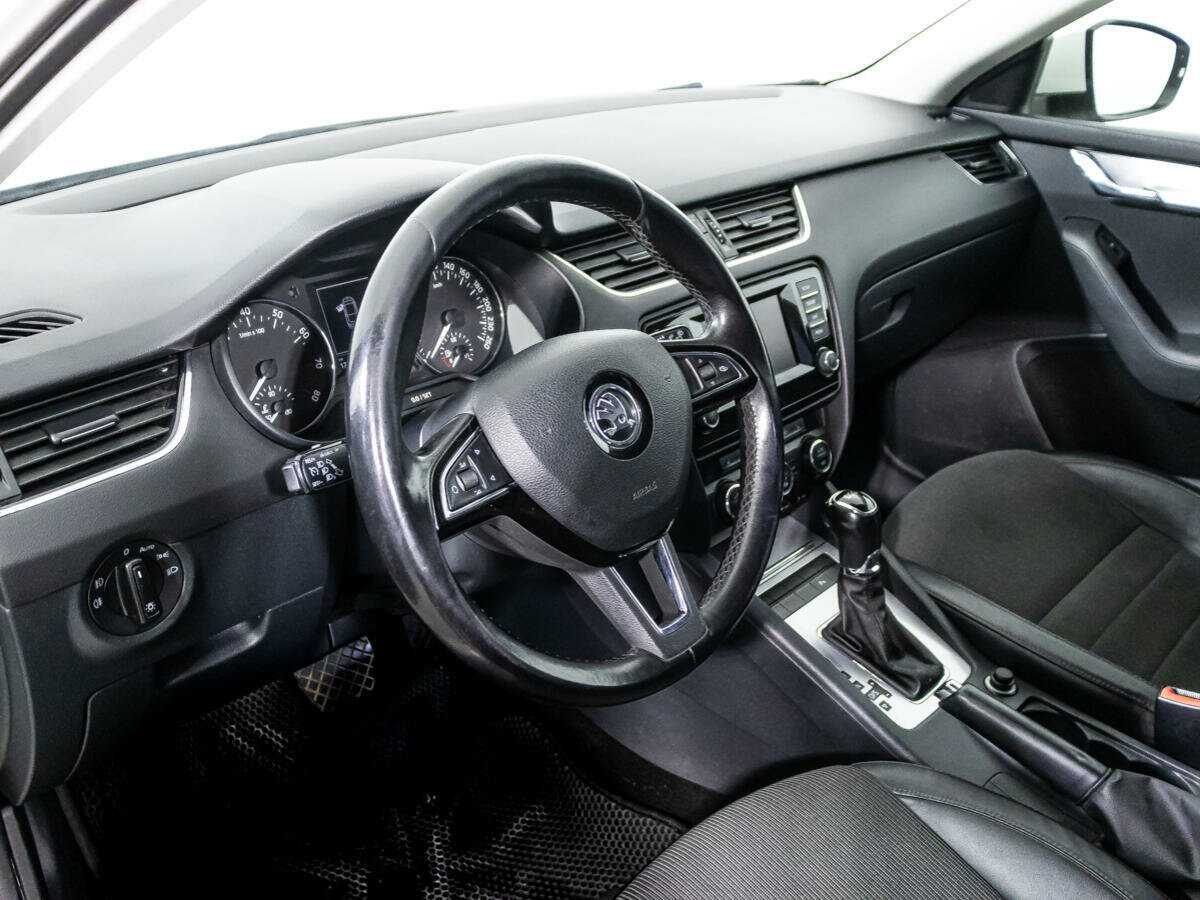 Skoda Octavia 2013 года с пробегом. Фото: #10